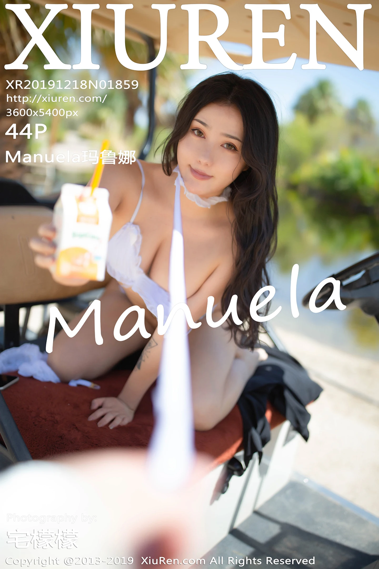 [XiuRen秀人网]No.1859_女神Manuela玛鲁娜美国旅拍户外性感白色内衣秀丰乳肥臀诱惑写真44P-秀人网 - XiuRen.Space